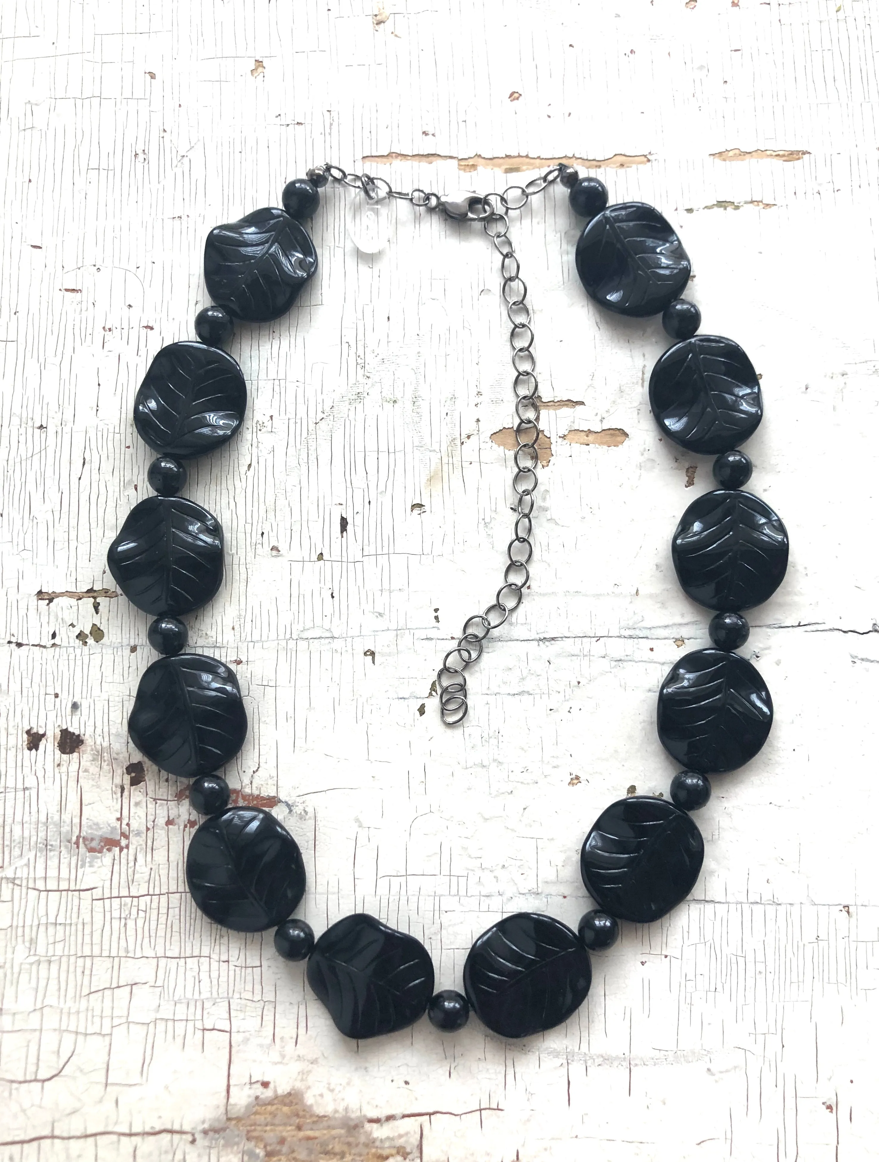 Black Carved Leaves Beaded Marco Necklace