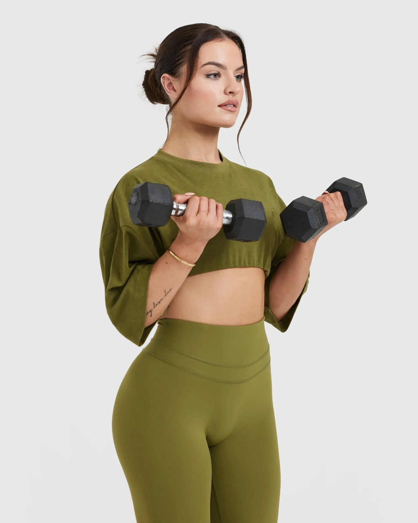 Classic Relaxed Crop Lightweight T-Shirt | Olive Green