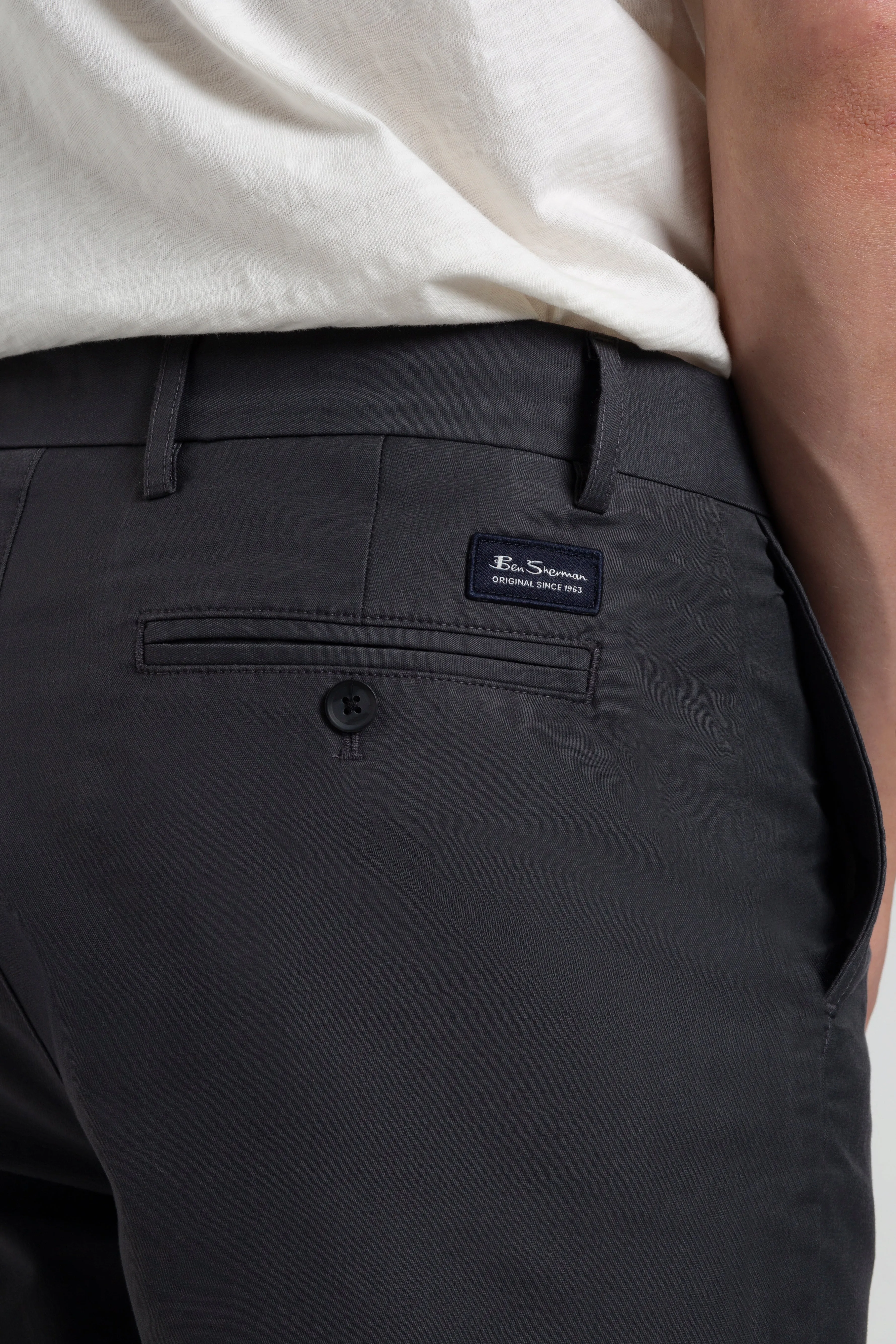 Everyday Slim Fit Chino Short - Charcoal