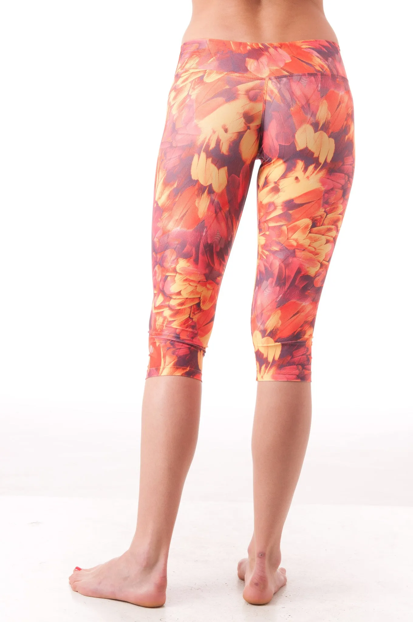 Fallen Feathers Capri Leggings