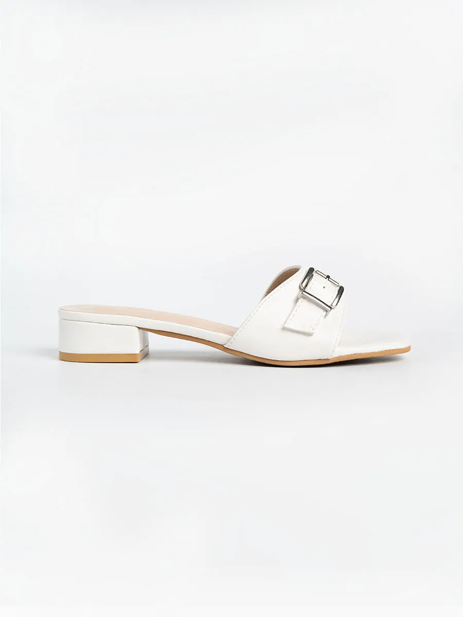 Naynie Buckle Sandals